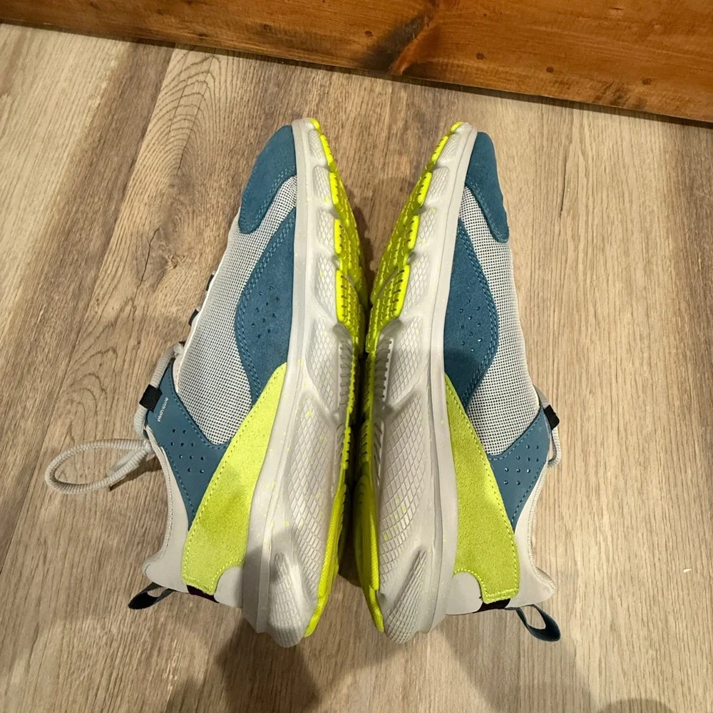 UNDER ARMOUR MEN'S UA CHARGED VERSSERT SPIKE GREY‎ GREEN SHOES Size 11.5